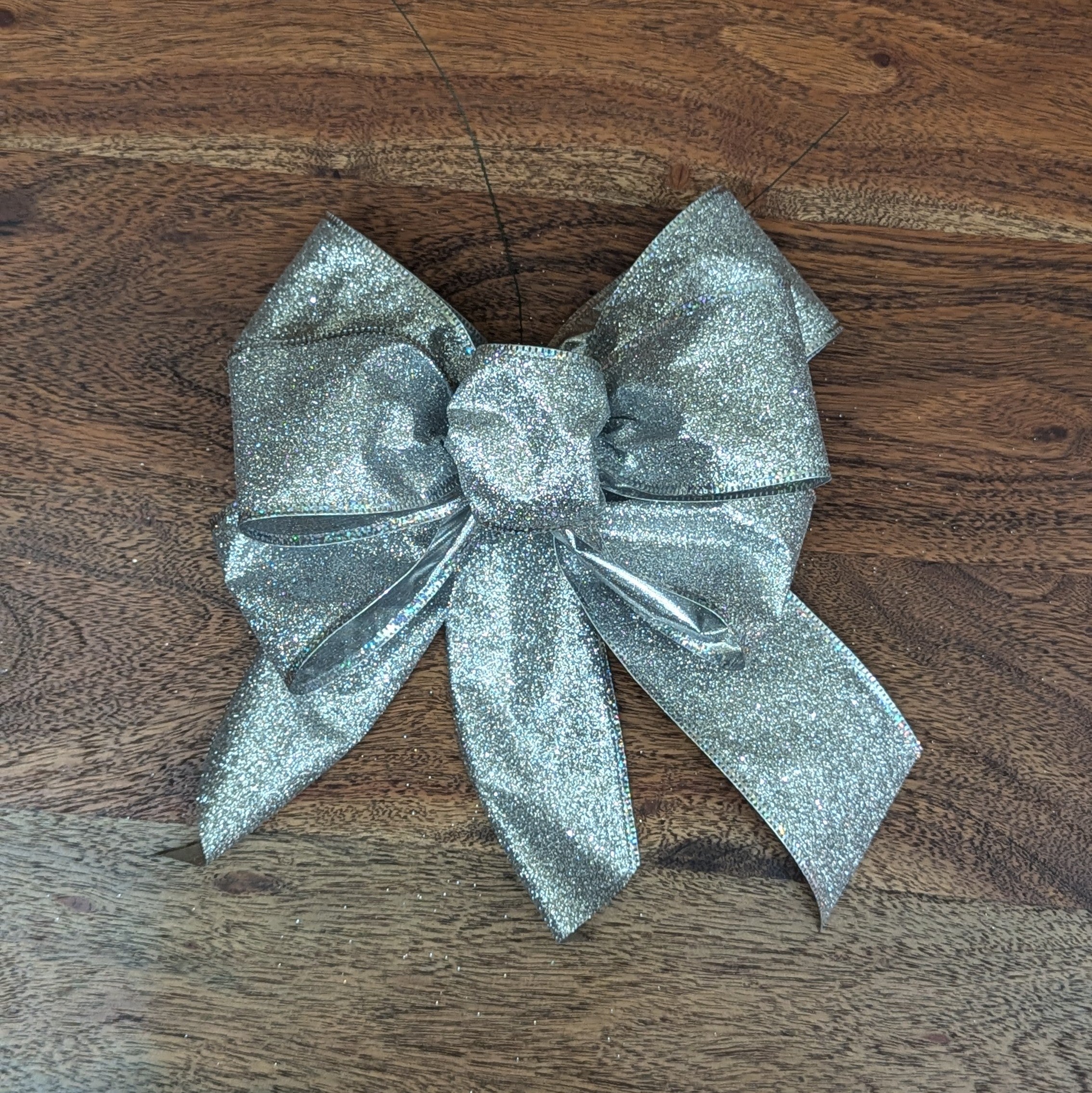 Extravagant Bow image 3